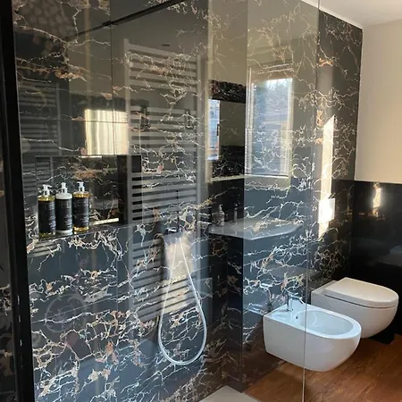 Plaza Di Garda Penzion Peschiera del Garda