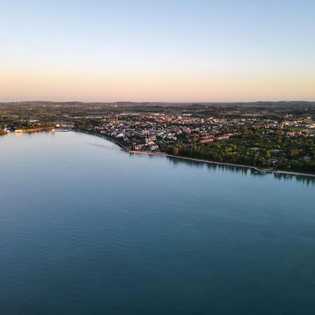 Pensión Plaza Di Garda 4*