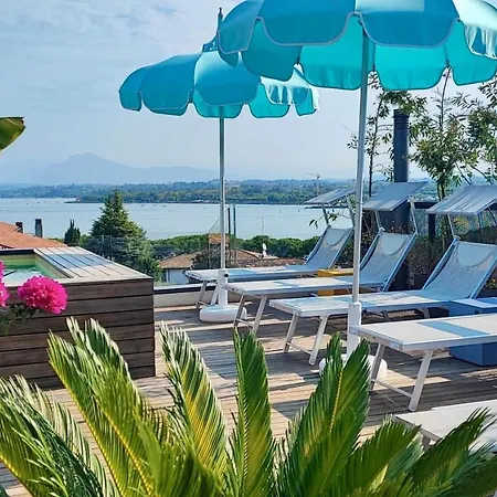 Plaza Di Garda בית הארחה פסקיארה דל גארדה