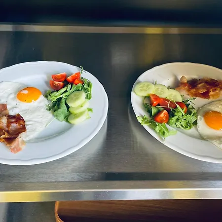 Plaza Di Garda - Rooftop, Lakeview & Jacuzzi Guest house 4*